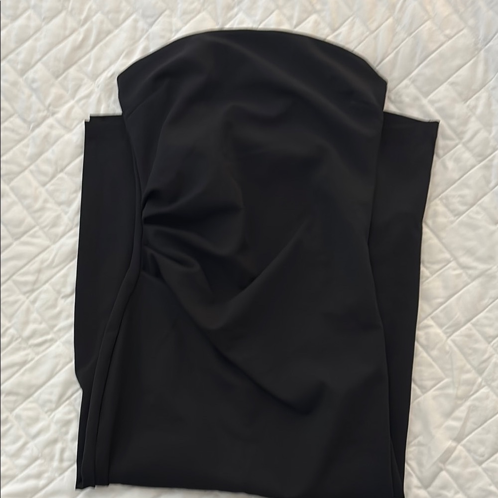 Women’s Black strapless dress with side slit